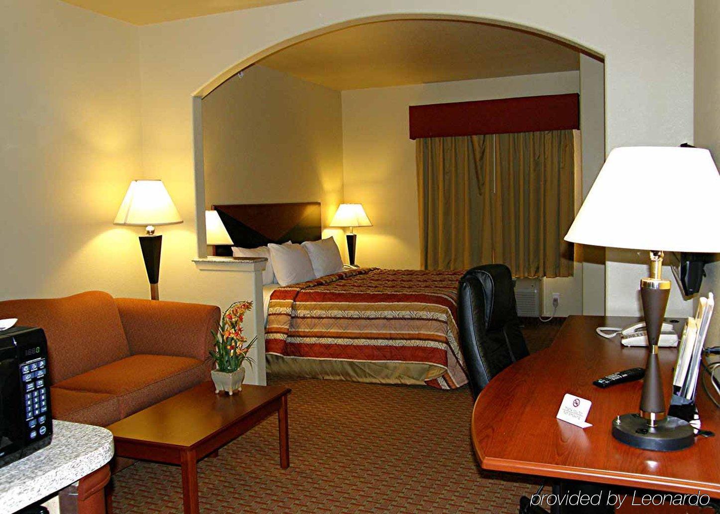 Sleep Inn & Suites At Six Flags San Antonio Exterior photo